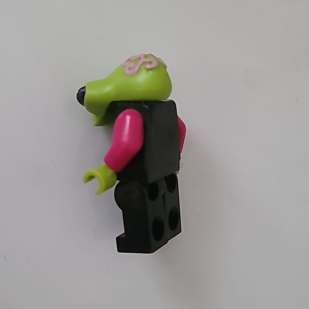 Lego Mini-Figure: Space, Alien Conquest - Alien Pilot - Picture 2 of 4
